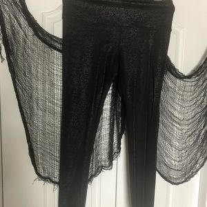 Black patterned leggings